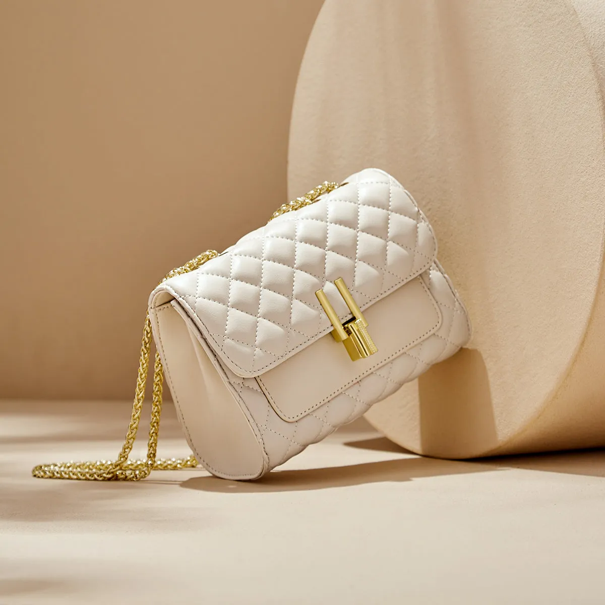 Miranda Timeless Quilted Shoulder Bag